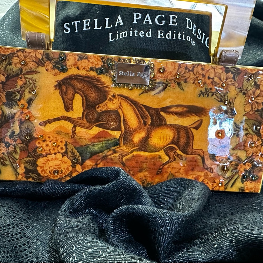 New  Mary Paige Limited edition never been used always inside the bag.
